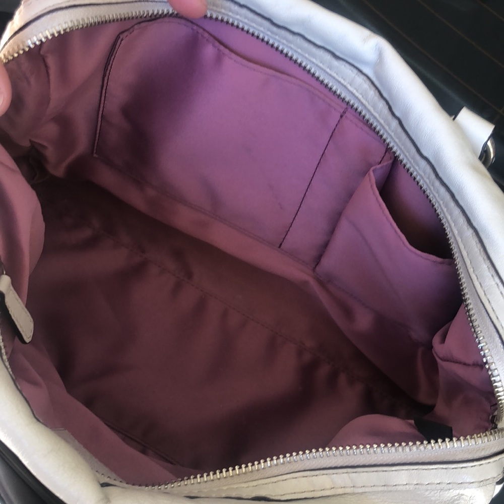 Coach purse - Picture 4 of 6